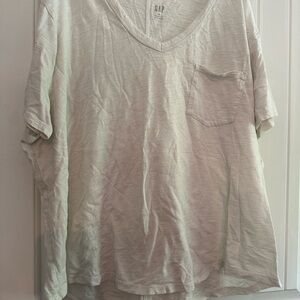 GAP White Short Sleeve Tee V-Neck
